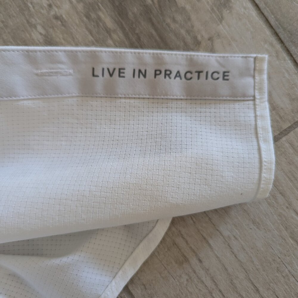 Lululemon Men's Collared Performance Button Down … - image 2